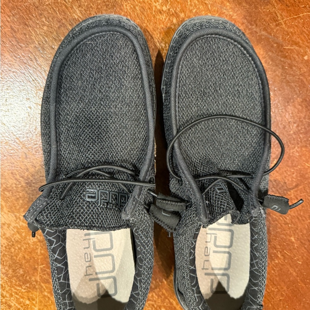 Hey Dude Black Moccasins Slip-On Shoes size M8/W10
